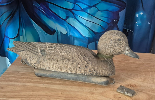 Vintage molded plastic mallard - molded,